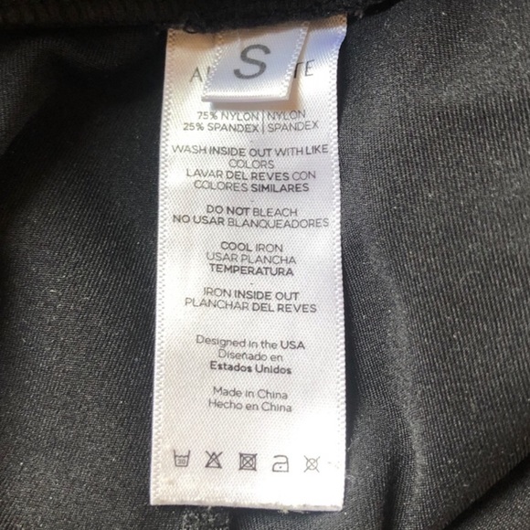 SOLD Alphalete | Meridian Leggings Black sz small - Picture 7 of 7
